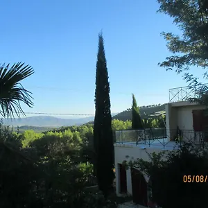 Boulou Maison d'hôtes Rognes